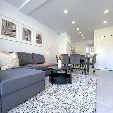 Appartamento Phaedrus Living Limnaria Luxury Flat Vine 121 Paphos Esterno foto